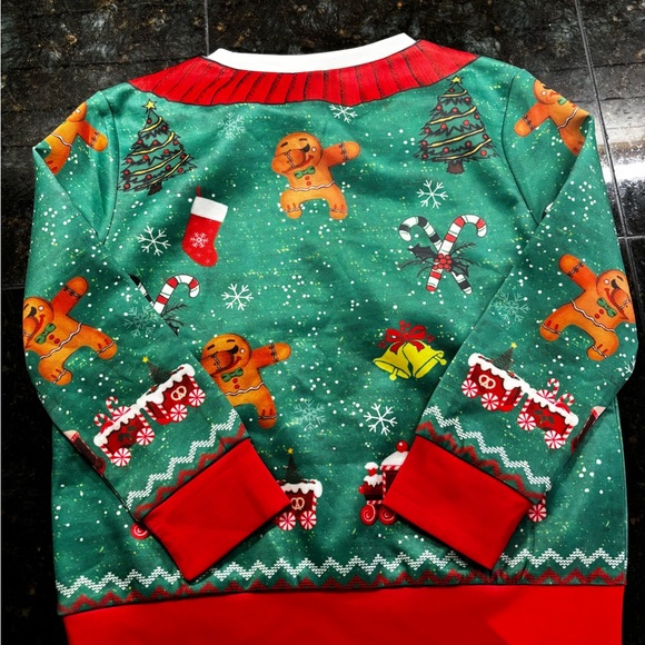 Festive Green and Red Christmas Sweater NEW! - Picture 2 of 2